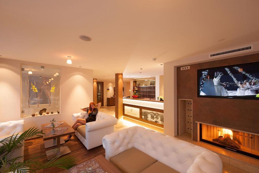 סרפהאוס Hotel Jennys Schloessl מראה חיצוני תמונה